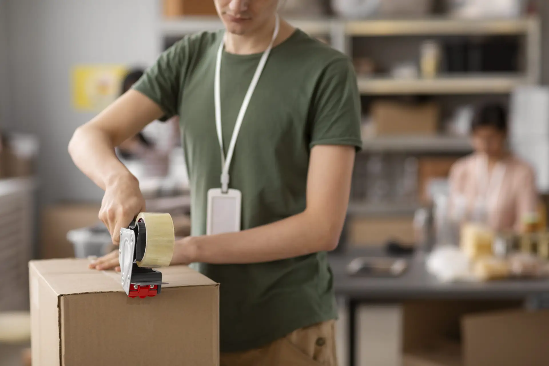 operaio che si occupa della preparazione degli ordini